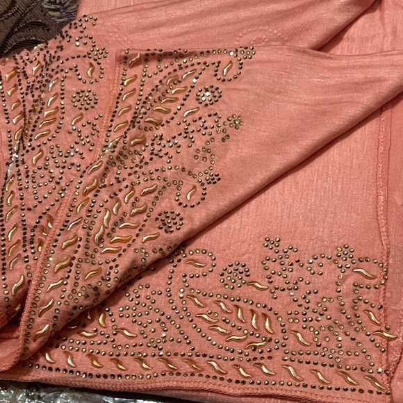 Hijab with Design Peach color made in Dubai UAE - Picture 5 of 8